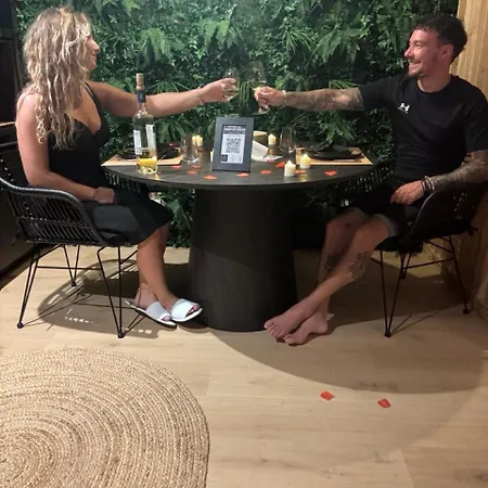 Les Jardins Secrets De Phuket Appartement